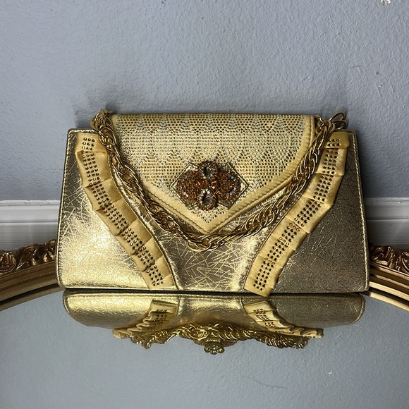 Vintage Gold Purse - Picture 4 of 6